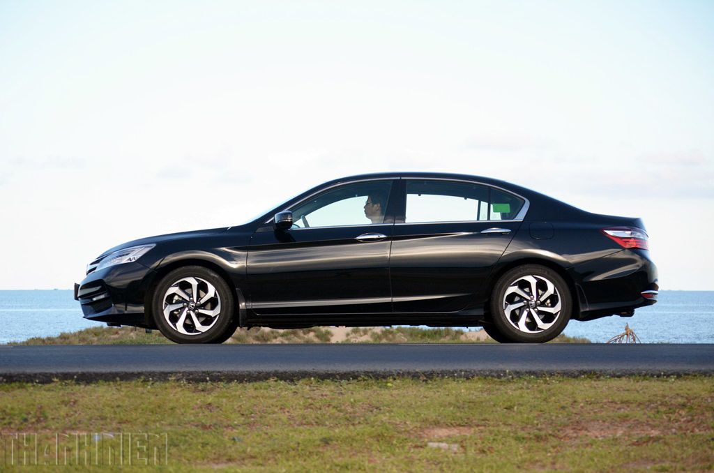 Honda Accord 2016  pictures information  specs